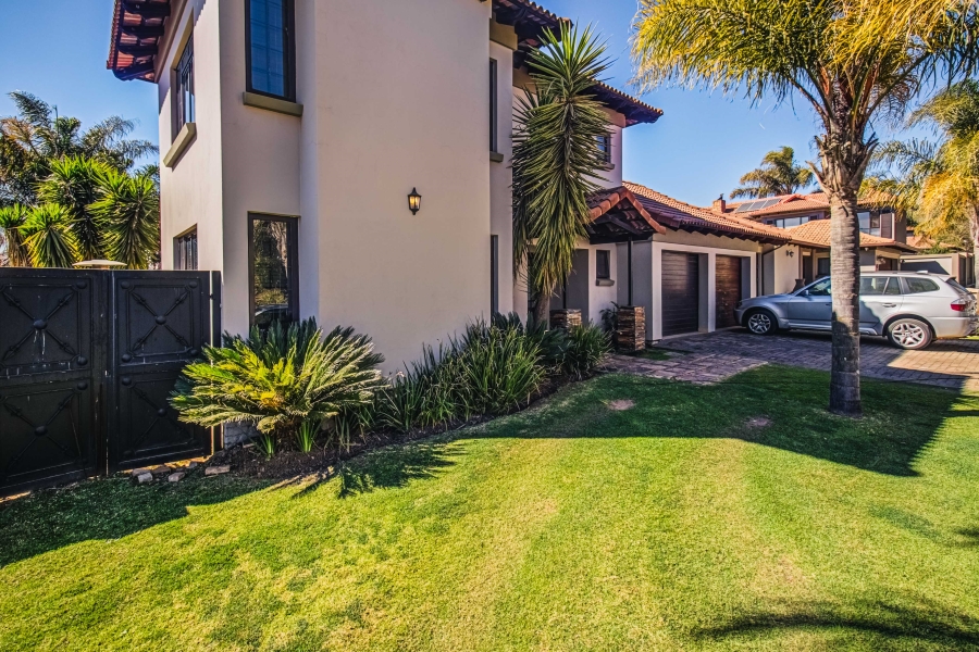 4 Bedroom Property for Sale in Glen Marais Gauteng
