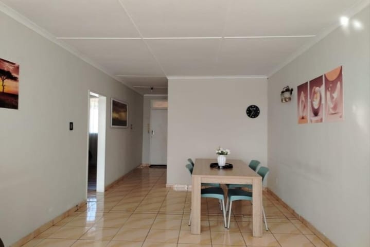 To Let 2 Bedroom Property for Rent in Germiston Central Gauteng