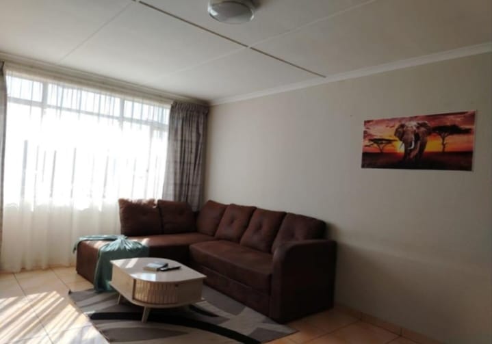 To Let 2 Bedroom Property for Rent in Germiston Central Gauteng