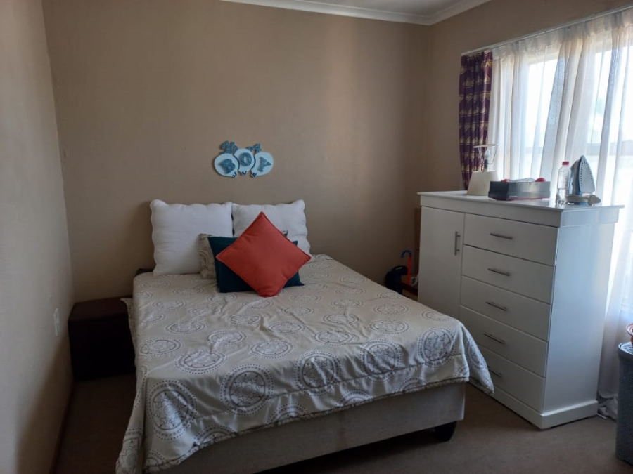 2 Bedroom Property for Sale in Three Rivers Gauteng