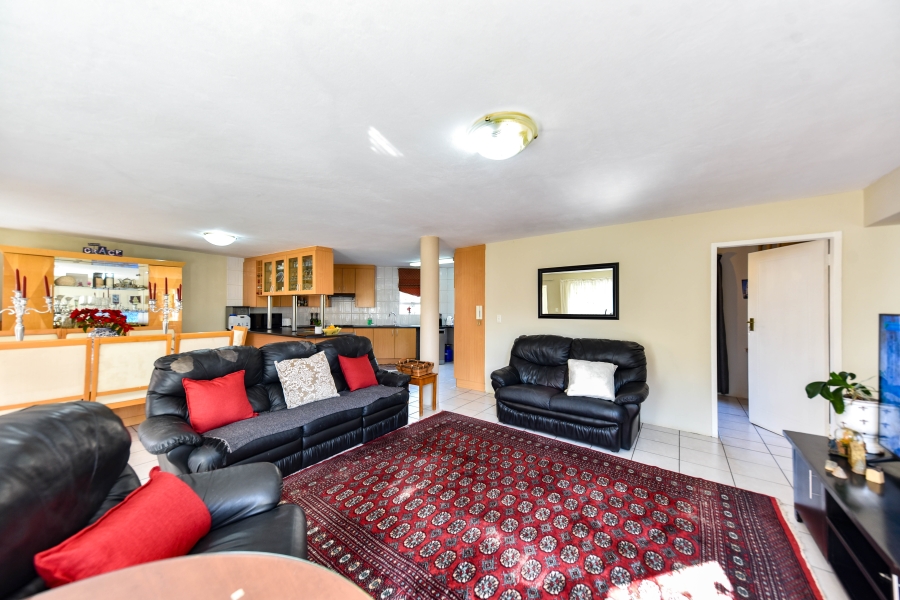 4 Bedroom Property for Sale in Rietvalleirand Gauteng