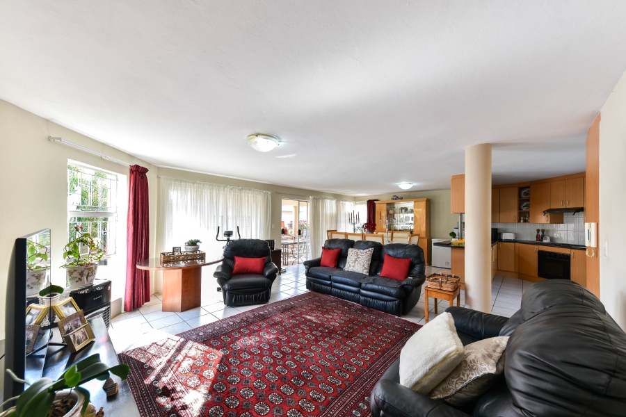4 Bedroom Property for Sale in Rietvalleirand Gauteng