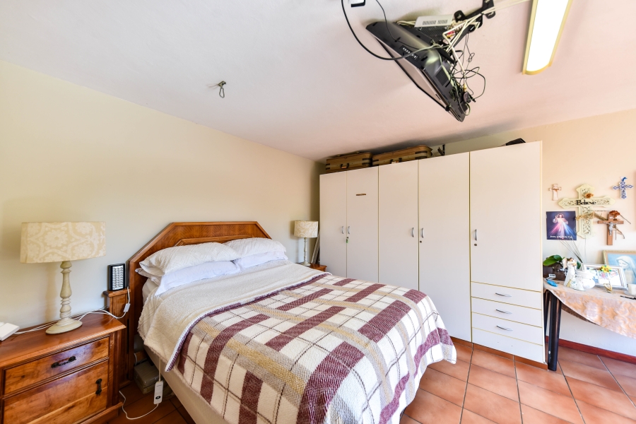 4 Bedroom Property for Sale in Rietvalleirand Gauteng