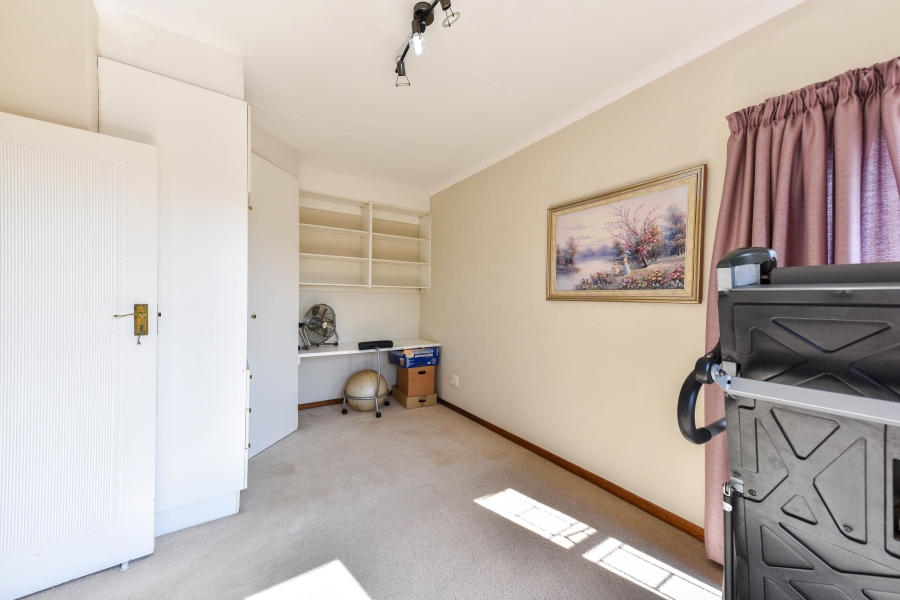 4 Bedroom Property for Sale in Rietvalleirand Gauteng