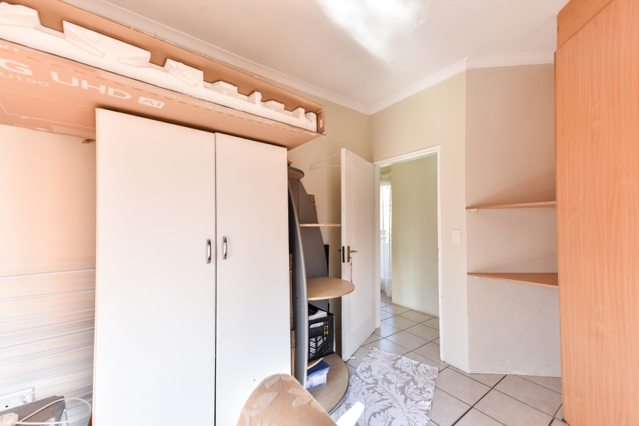 4 Bedroom Property for Sale in Rietvalleirand Gauteng