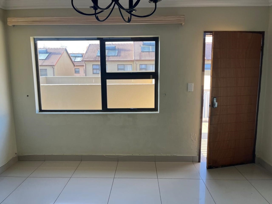 3 Bedroom Property for Sale in Terenure Gauteng