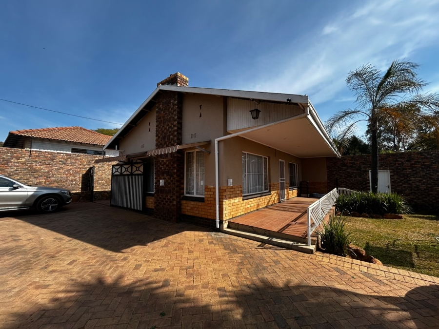 To Let 3 Bedroom Property for Rent in Silverton Gauteng