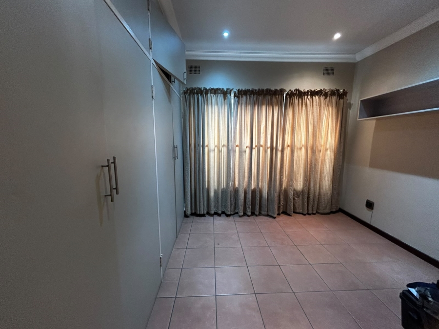 To Let 3 Bedroom Property for Rent in Silverton Gauteng
