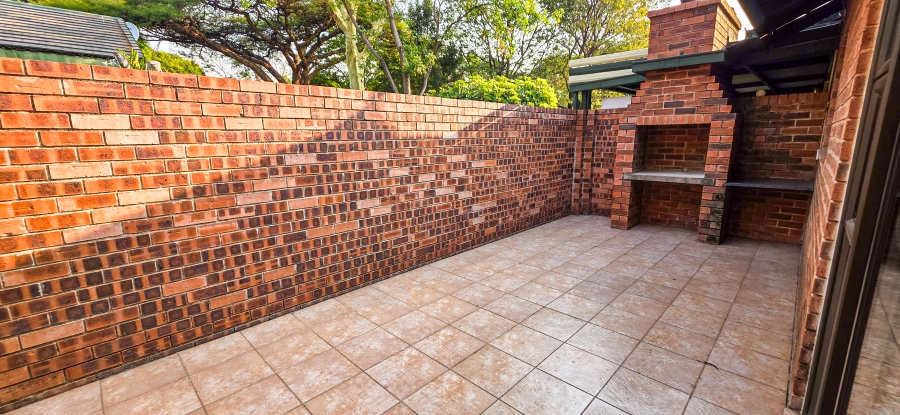 2 Bedroom Property for Sale in Montana Gauteng