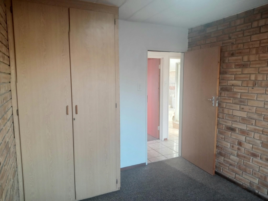 3 Bedroom Property for Sale in Rant En Dal Gauteng