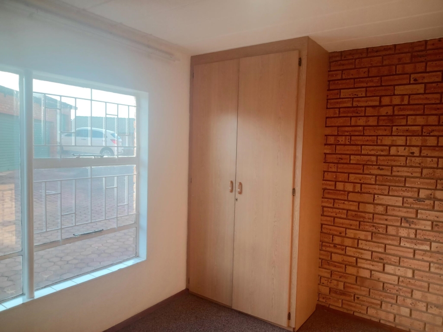 3 Bedroom Property for Sale in Rant En Dal Gauteng