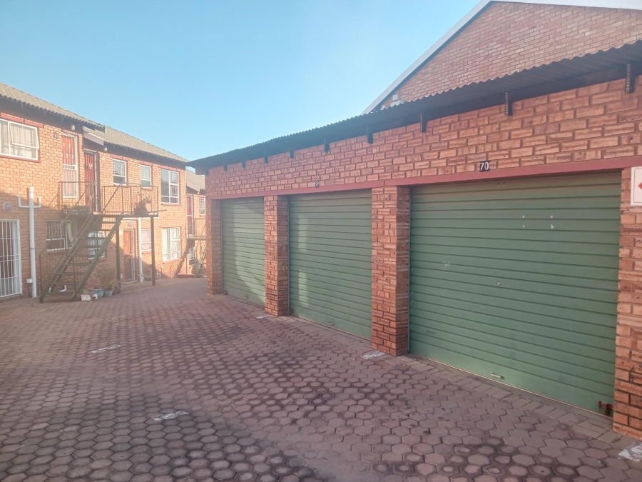 3 Bedroom Property for Sale in Rant En Dal Gauteng
