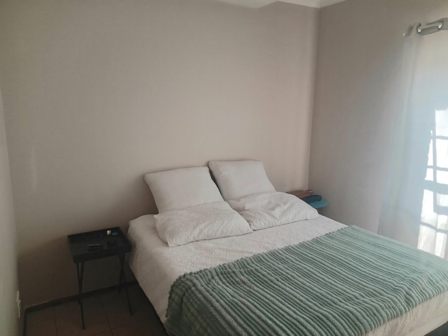 1 Bedroom Property for Sale in Erand Gardens Gauteng
