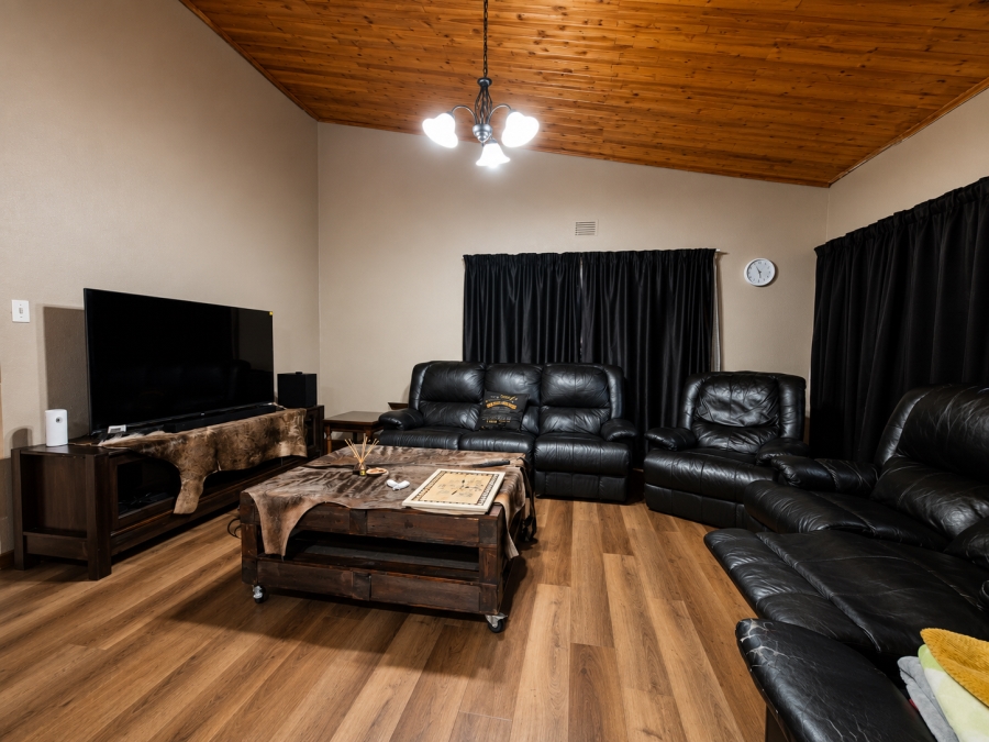4 Bedroom Property for Sale in Sonland Park Gauteng