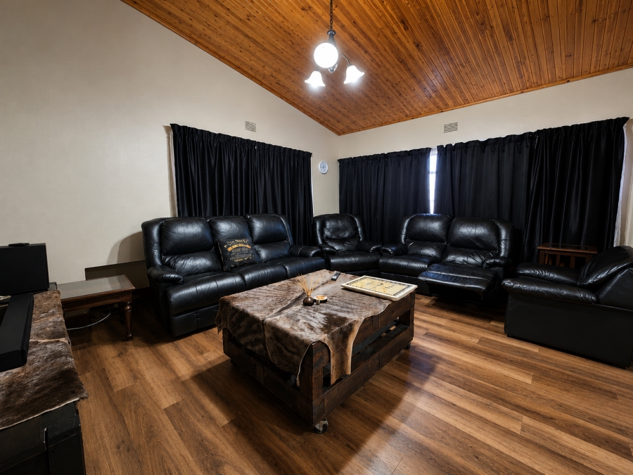 4 Bedroom Property for Sale in Sonland Park Gauteng