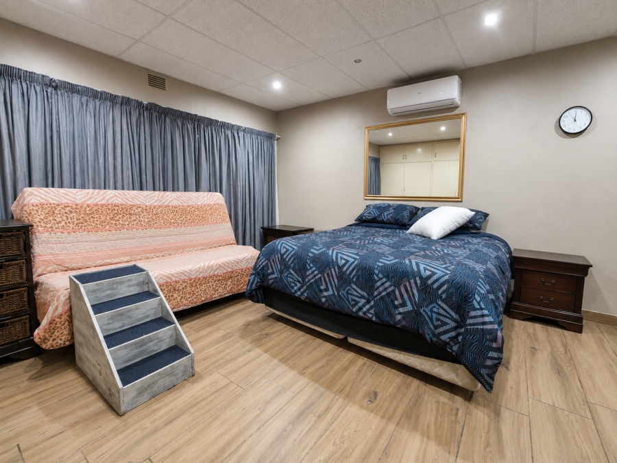 4 Bedroom Property for Sale in Sonland Park Gauteng