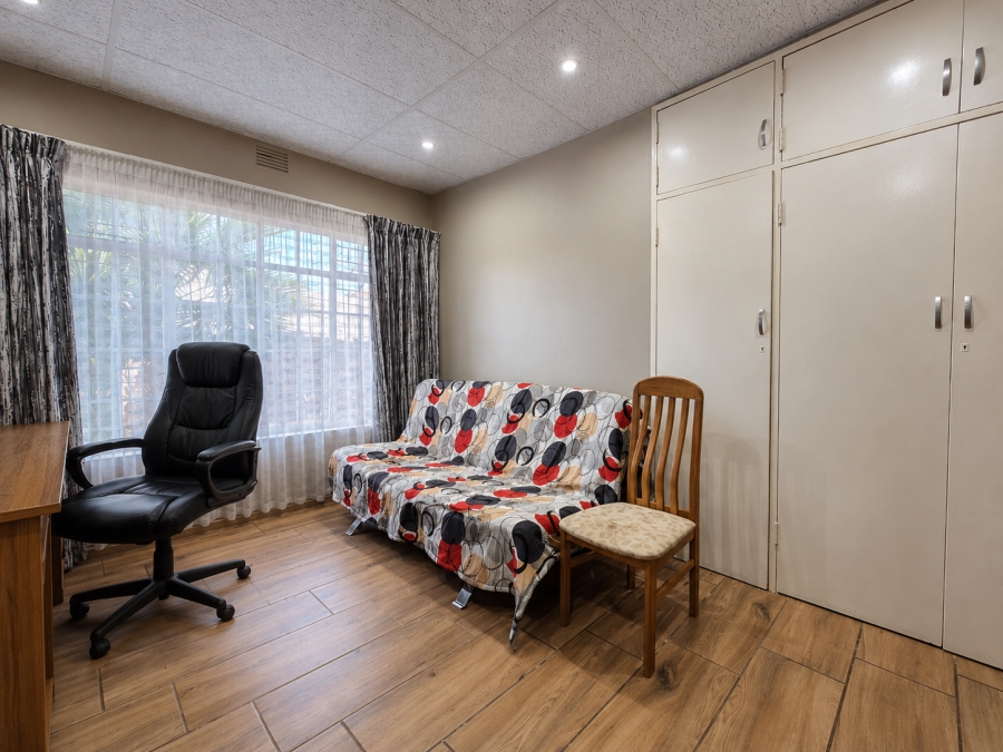 4 Bedroom Property for Sale in Sonland Park Gauteng