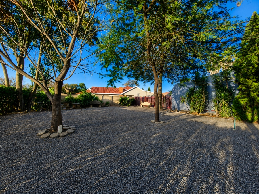 4 Bedroom Property for Sale in Sonland Park Gauteng