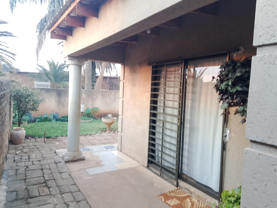 3 Bedroom Property for Sale in Soshanguve South Ext 4 Gauteng