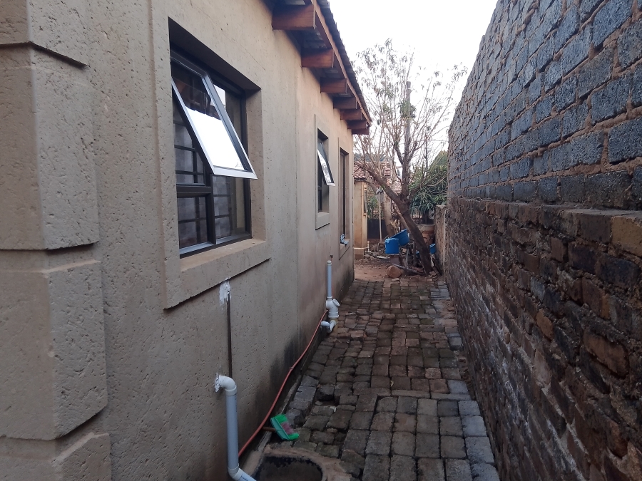 3 Bedroom Property for Sale in Soshanguve South Ext 4 Gauteng