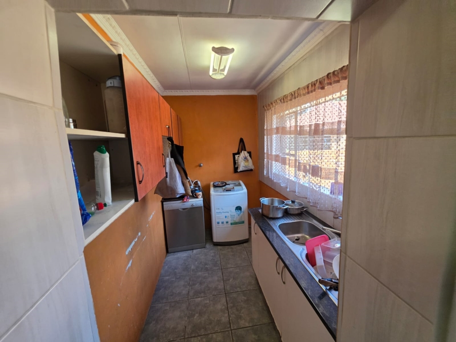 4 Bedroom Property for Sale in Mayberry Park Gauteng