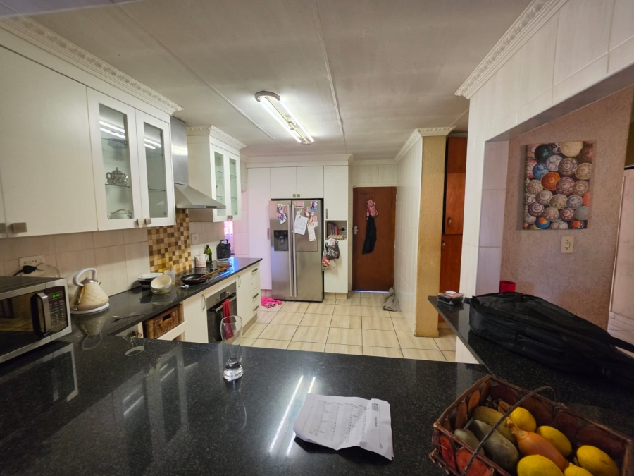 4 Bedroom Property for Sale in Mayberry Park Gauteng