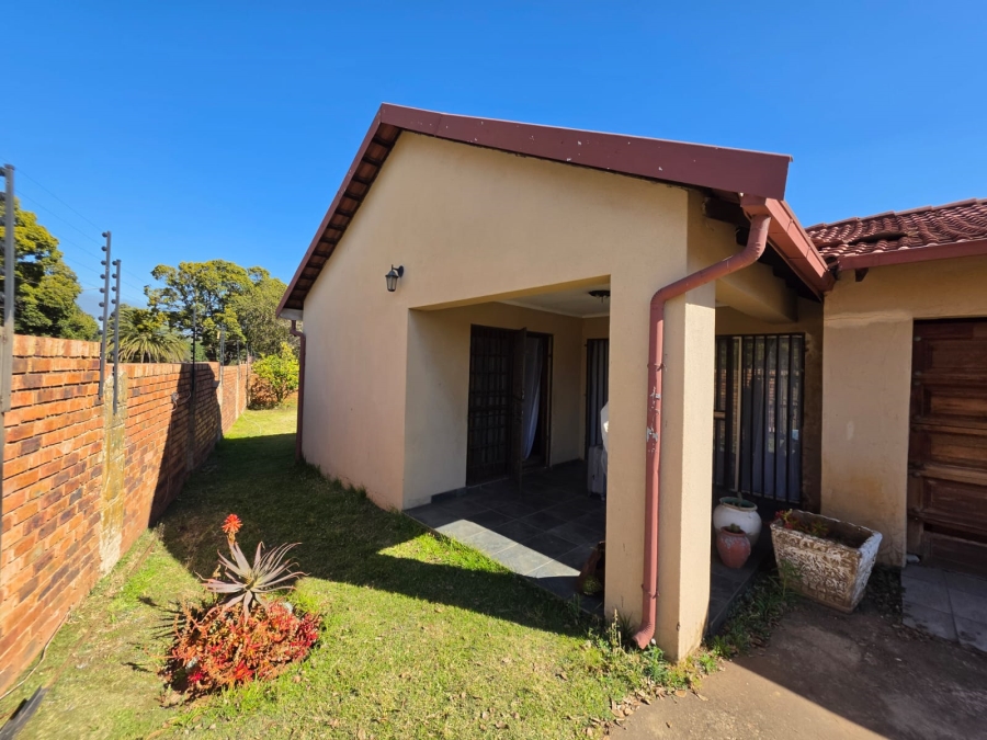 4 Bedroom Property for Sale in Mayberry Park Gauteng