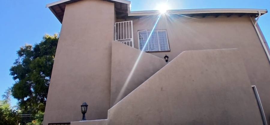 3 Bedroom Property for Sale in Brackendowns Gauteng