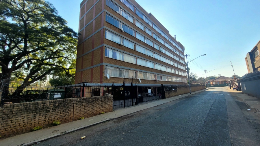 1 Bedroom Property for Sale in Arcadia Gauteng