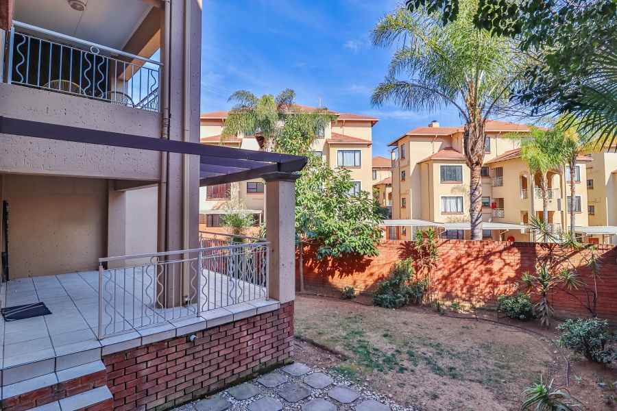 2 Bedroom Property for Sale in Sunninghill Gauteng