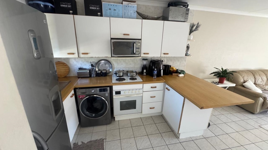 2 Bedroom Property for Sale in Oakdene Gauteng