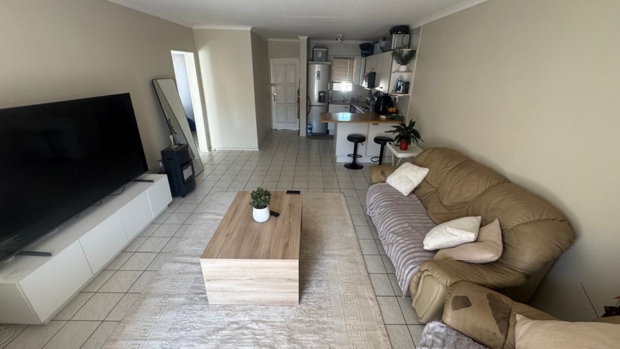 2 Bedroom Property for Sale in Oakdene Gauteng