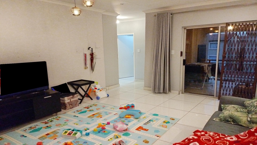 2 Bedroom Property for Sale in Noordhang Gauteng