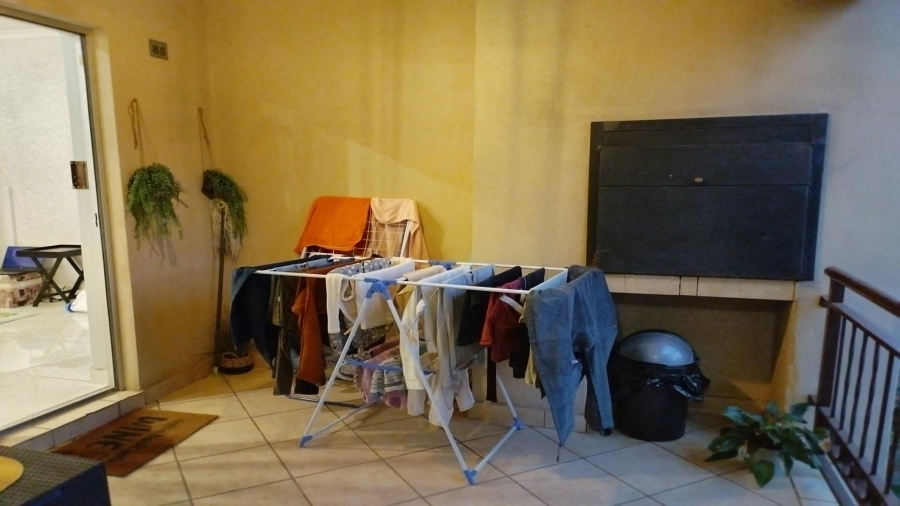 2 Bedroom Property for Sale in Noordhang Gauteng