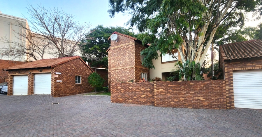 2 Bedroom Property for Sale in Equestria Gauteng