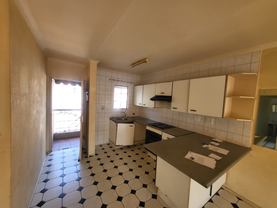 2 Bedroom Property for Sale in Oakdene Gauteng