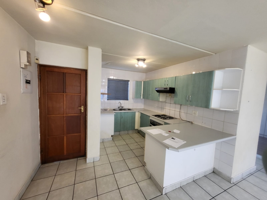 2 Bedroom Property for Sale in Booysens Gauteng