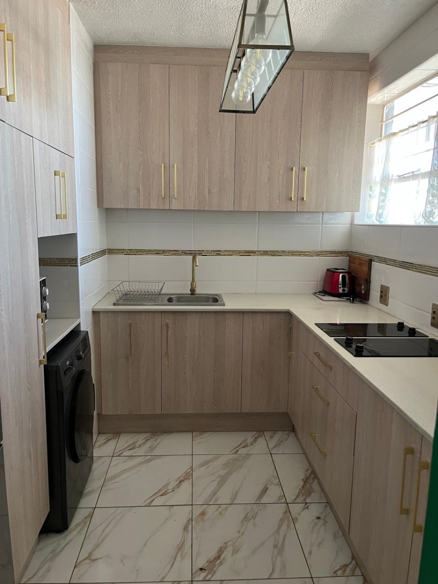 1 Bedroom Property for Sale in Eden Glen Gauteng
