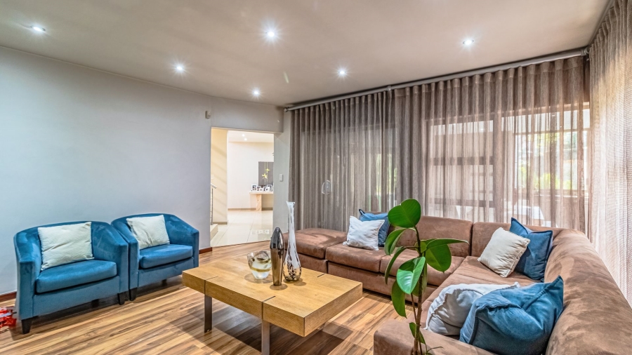 4 Bedroom Property for Sale in Dowerglen Gauteng