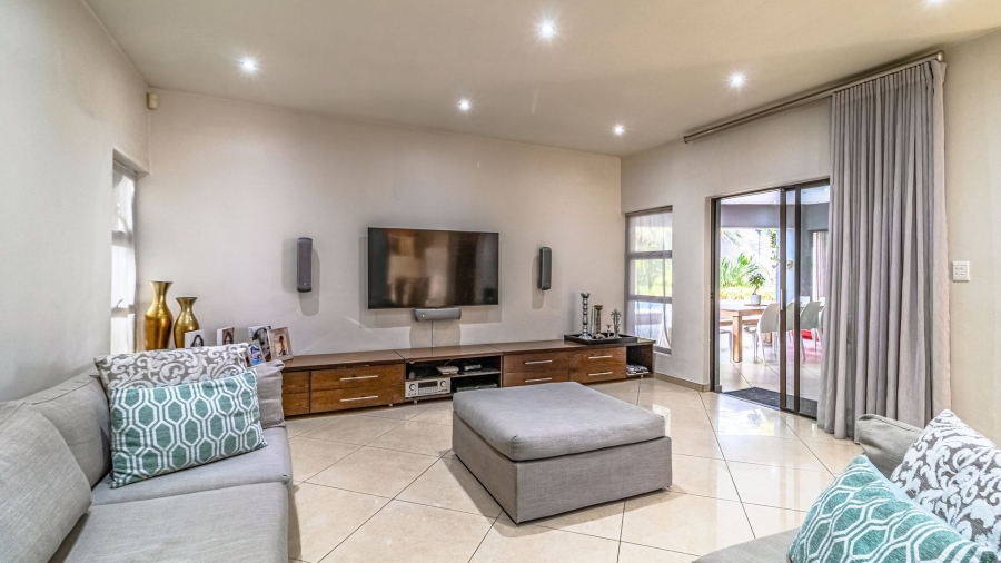 4 Bedroom Property for Sale in Dowerglen Gauteng