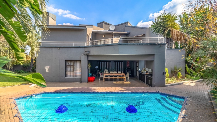 4 Bedroom Property for Sale in Dowerglen Gauteng