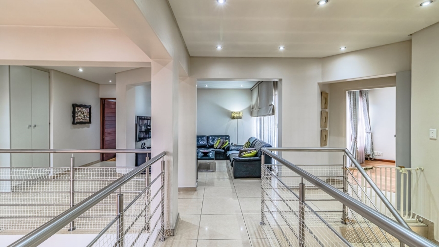4 Bedroom Property for Sale in Dowerglen Gauteng