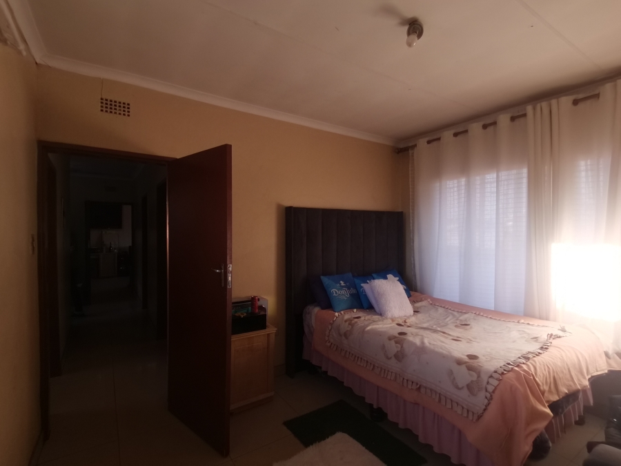 3 Bedroom Property for Sale in Sebokeng Zone 14 Gauteng