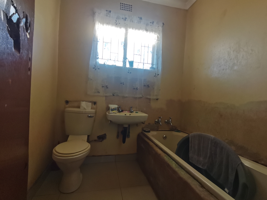 3 Bedroom Property for Sale in Sebokeng Zone 14 Gauteng