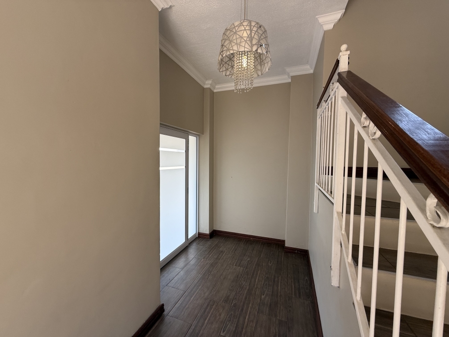 4 Bedroom Property for Sale in Heritage Hill Gauteng