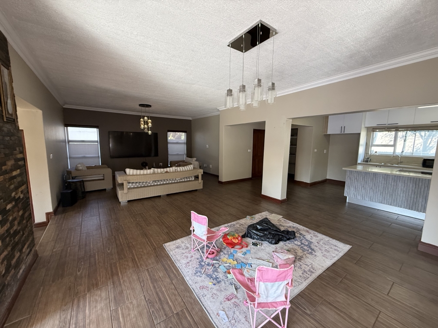 4 Bedroom Property for Sale in Heritage Hill Gauteng