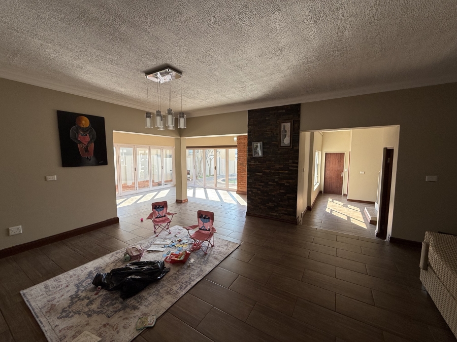4 Bedroom Property for Sale in Heritage Hill Gauteng