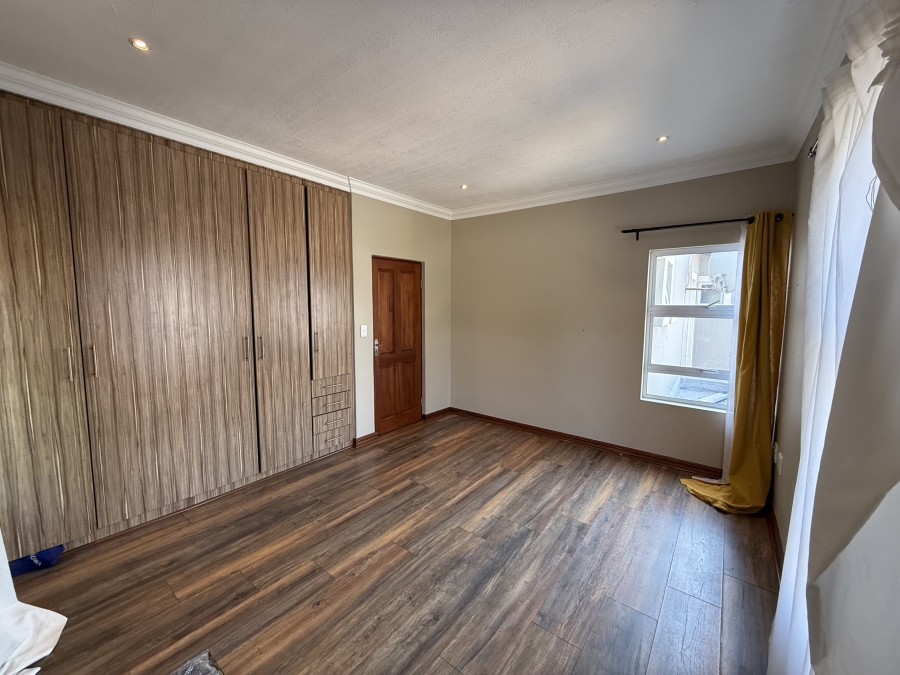 4 Bedroom Property for Sale in Heritage Hill Gauteng
