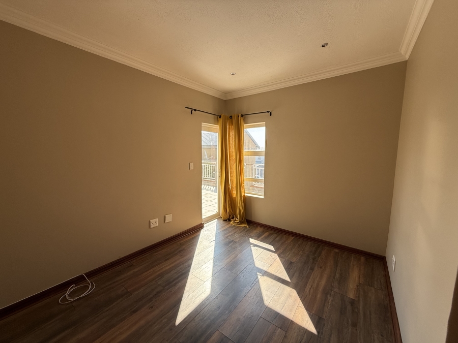 4 Bedroom Property for Sale in Heritage Hill Gauteng