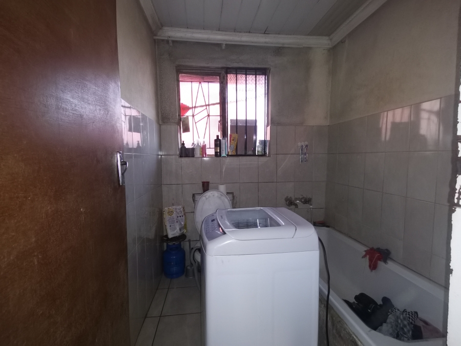 2 Bedroom Property for Sale in Sebokeng Zone 17 Gauteng